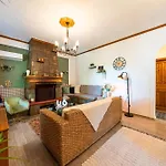 בית נופש House Theodora Holidays Greece