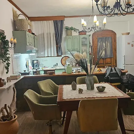 בית נופש House Theodora Holidays Greece Dragotiná