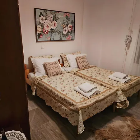 House Theodora Holidays Greece בית נופש *